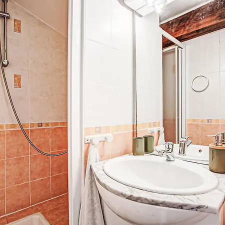 12 Cassin By Interhome
